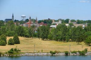 Services belleville skyline